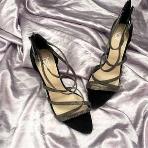 Silver Rhinestone Black Hills 🖤